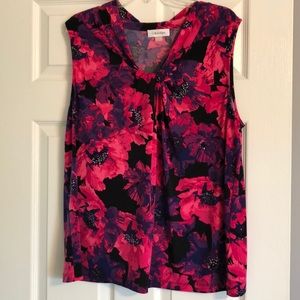Floral print Calvin Klein sleeveless blouse